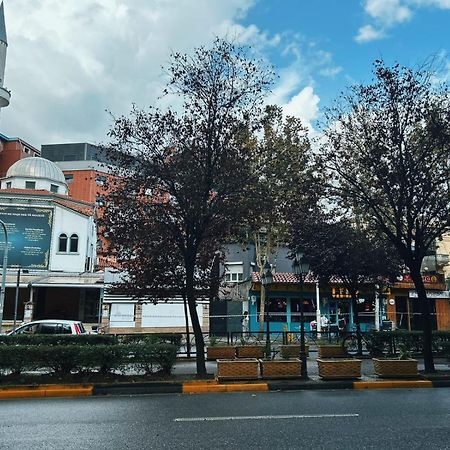 Clinton Tirana Inn מראה חיצוני תמונה
